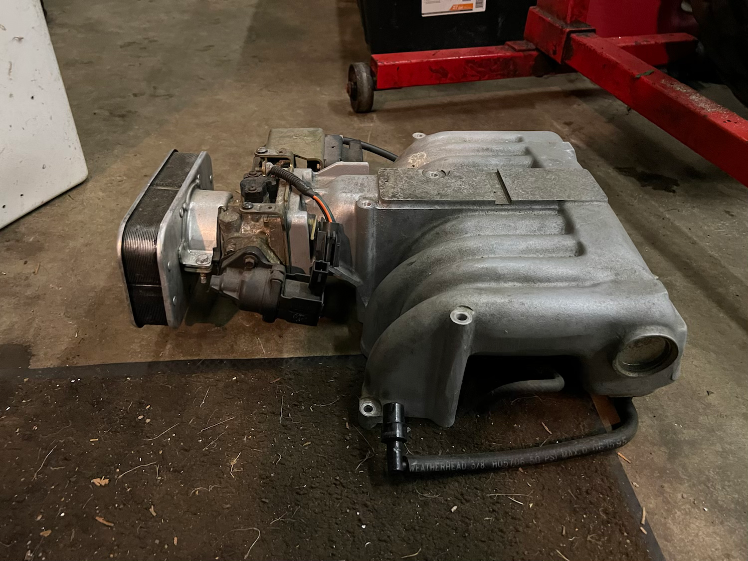 PCM Gt40 complete intake manifold